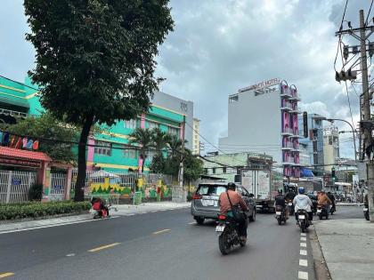 Nhà đẹp 6 tầng lung linh hẻm 317 Thống Nhất ngang 4.2m 67m2 KM T.Máy gần Lotte 13 tỷ hơn