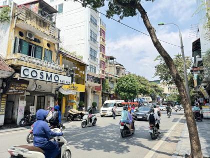 Bán Nhà Mặt Phố Hàng Gai Hoàn Kiếm 219m2-8T 1 SỔ 1 CHỦ 358 Tỷ Có Thương Lượng.