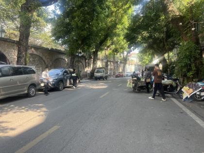 Bán Nhà Mặt Phố Phùng Hưng Hoàn Kiếm 103m2-4T MT5,4m 2 Vỉa Hè 89,5 Tỷ Có Thương Lượng.