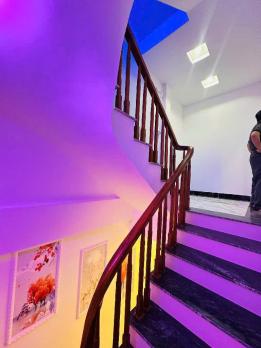 KÍNH GỬI ANH CHỊ EM CÔ GÌ CHÚ BÁC BÀ CON LỐI XÓM THÂN THƯƠNG CĂN NHÀ ĐẸP XÂY TÂM HUYẾT