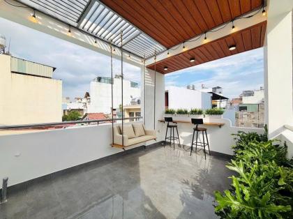 Nhà HXH Đường Huỳnh Văn Nghệ Phường 15 Quận Tân Bình Cũ.