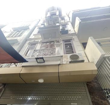 1 nhà ra Phố Quan Nhân, Gara ô tô, Thang máy, kinh doanh, 62m2, mt 4.7m, 16.3 Tỷ.