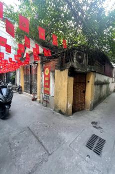 1 nhà ra Phố Chính kinh, Lô Góc, ô tô đỗ cửa, 50m2, mt 6.7m, 11.8 Tỷ.