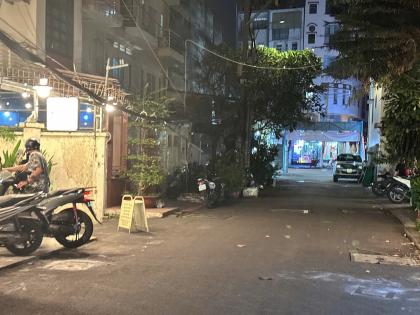 Biệt thự sân vườn+gara đẳng cấp hẻm 10m Nơ Trang Long 198m2 ngang 9m gần chợ chỉ 32 tỷ