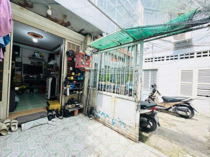 • [BÁN NHÀ + QUẬN 5] TRUNG TÂM SÁT MẶT TIỀN TRẦN PHÚ – Thực tê 45M² công nhận 28m2 – 2 TẦNG – 3PN – ĐANG CHO THUÊ 8TR/TH