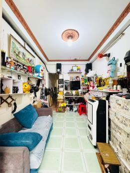 • [BÁN NHÀ + QUẬN 5] TRUNG TÂM SÁT MẶT TIỀN TRẦN PHÚ – Thực tê 45M² công nhận 28m2 – 2 TẦNG – 3PN – ĐANG CHO THUÊ 8TR/TH