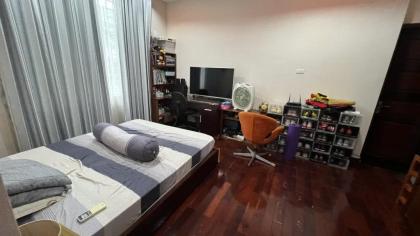 Bán biệt thự Mỗ Lao, Làng Việt Kiều 151m2 5 Tầng, 7m mặt tiền , Kinh doanh, View Hồ đẹp