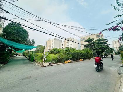 Bán đất 2 Mặt tiền đường số 8 - ngay Hồ Học Lãm - Kinh Dương Vương, 2282m2, 160 tỷ.