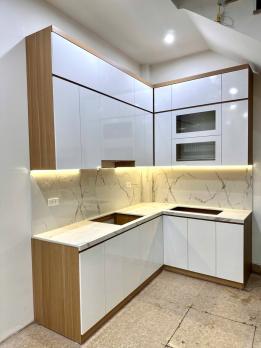 15m ra ô tô, Vũ Tông Phan, trước nhà 3m, gần phố, 2 Thoáng, 37/ 42m2, 9.6 Tỷ.