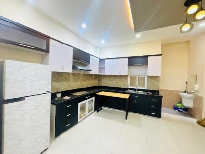 Bán nhà mới, Hẻm 3m Nguyễn Đình Chính, gần Nguyễn Trọng Tuyển, 4,4x13,5m, 4 Tầng, 9,8 tỷ.