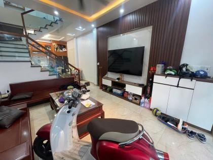 ĐÓN TẾT! Bán Nhà  5 Tầng Cực Đẹp Nguyễn Tri Phương, 46m2, Nhỉnh 8 Tỷ TL