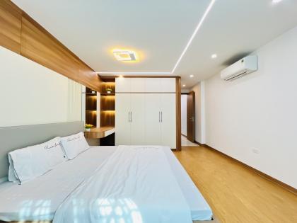 Bán nhà phố Hoàng Văn Thái, Thanh Xuân, nhà đẹp full nội thất, 2 thoáng trước sau, ô tô