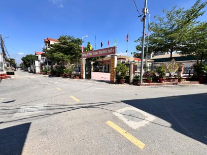 40m ngõ thông 4 chỗ vào, kề NVH thôn Nội, đường 17m