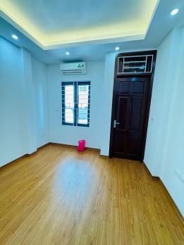 Siêu Phẩm Thanh Xuân, Lô góc 3 mặt thoáng, gần Phố, trước nhà 4m, 36m2, 5T, 10.6 Tỷ