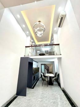 Nhà đẹp – Dân Xây, Khương Trung – gần Đầm Hồng, ô tô gần, 30m2, 5T, 7.95 Tỷ.