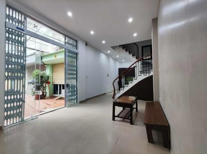 CHO THUÊ NHÀ RIÊNG PHỐ ĐỘI CẤN, BA ĐÌNH, NGÕ THOÁNG, SÂN RỘNG, GẦN Ô TÔ