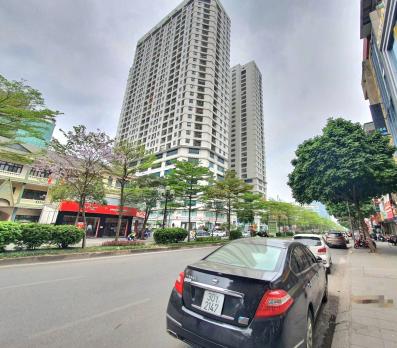 TRUNG KÍNH – LÔ GÓC 51M² – VỈA HÈ 2 BÊN – Ô TÔ DỪNG ĐỖ – NGÕ THÔNG – XÂY TÒA BUILDING QUÁ ĐẸP – SỔ