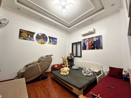 Bán nhà Chùa Bộc, gần Đại học Thủy Lợi – Dân trí cao, ô tô, 2 thoáng, 33m2, 12.2 Tỷ.