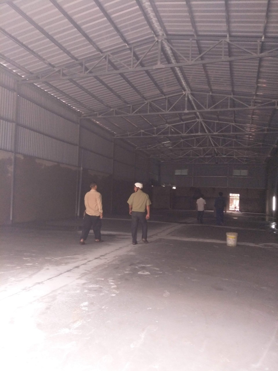 xưởng(300m2;400m2;500m2) đường Liên Khu 4-5( bên kia quốc lộ 1A)quận Bình Tân