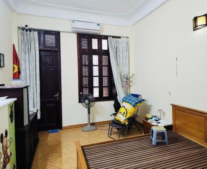 Bán nhà 68m2, Phố Trường Chinh, ô tô vào nhà, Gần Phố, Kinh Doanh, 2 Thoáng, 22 tỷ