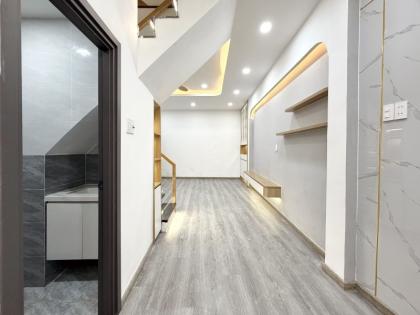 CHÍNH CHỦ BÁN NHÀ ĐẸP MỚI HOÀN THIỆN – SÁNG NHƯ VIÊN KIM CƯƠNG GIỮA TRỤC HOÀ HƯNG QUẬN 10 + Hoà Hưng – Phường 13 – Q10