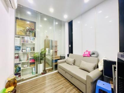 [BÁN NHÀ + QUẬN 10] NGÔI NHÀ NHỎ – GIỮ TIỀN LỚN – VỊ TRÍ CỰC PHẨM •  Đường Nguyễn Chí Thanh – diện tích 36m² – 3 tầng