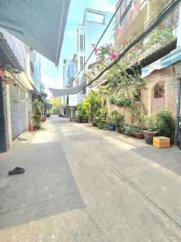 [BÁN NHÀ + TÂN BÌNH] HẺM 8M – XE HƠI THÔNG – NHÀ ĐẸP GIÁ SẬP SÀN •	Đường Lạc Long Quân – diện tích 60m² (4.8 x 13)