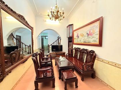 Bán gấp nhà Triều Khúc, 20m ô tô, giảm giá lần 3, Thoáng trước sau, 47m2, 8.99 Tỷ.