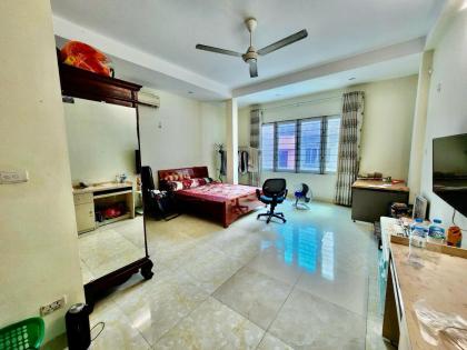 Bán Nhà P/Lô Ô Tô Tránh Thái Hà Đống Đa 68m2-5T LÔ GÓC 3 THOÁNG 18,2 Tỷ Có Thương Lượng.