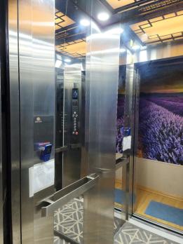 Nội thất Tiền Tỷ - Khương Hạ, Ô Tô gần, 2 Thoáng, Thang Máy, 47m2, 17 Tỷ.