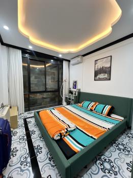 6 Tầng Thang Máy - Bùi Xương Trạch, Gara Ô Tô, 2 Thoáng, KD, 52m2, 17.95 Tỷ.