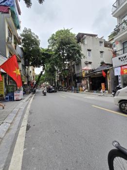 Bán Nhà Mặt Phố Thuỵ Khuê Tây Hồ 99m2-2T 1 SỔ 1 CHỦ 54,4 Tỷ Có Thương Lượng.