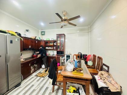 Nhà Đẹp – Dân Xây, Phố Hoàng Văn Thái, 45m2, MT 4m, 13.4 Tỷ - Dân Trí Cao