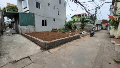 Bán đất thổ cư 43m² lô góc, đường thông ô tô tải đậu cửa tại Mộc Hoàn, Vân Côn
