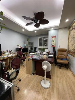 ????Chung cư 335 Cầu Giấy 90m2 / 3PN Nội thất hiện đại, chỉ 8.8 tỷ, vô vàn tiện ích