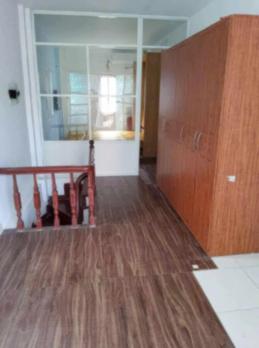 Cho thuê nhà ngõ 364 Thái Hà, Diện tích 30m x 3 tầng, giá 9, 5 triệu
