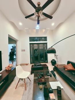 20m ra Ô Tô, Hoàng Mai, Lô Góc, Ngõ Thông – Kinh Doanh, 61m2, MT 6.5m, 12.8 Tỷ.