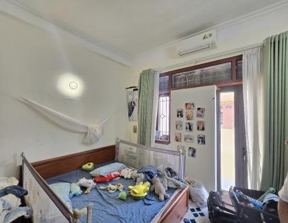 Bán nhà LÔ GÓC 3 Mặt Thoáng, Phố Cự Lộc, Gần Phố, 38m2, 5T, MT 3.7m, 10 Tỷ.