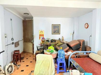 Bán nhà Mặt tiền Lạc Long Quân - gần Lý Thường Kiệt, 4x15m, 5 Tầng,  4 PN, chỉ 10,5 tỷ.