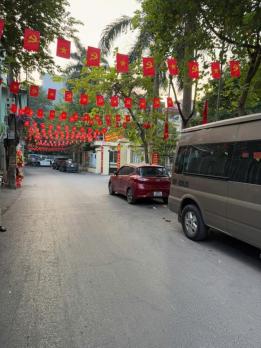 Bán Nhà P/Lô Ô Tô Xuân Diệu Quận Tây Hồ 51m2-4T VỪA Ở VỪA KD 19,2 Tỷ Có Thương Lượng.