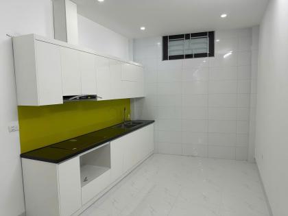 Bán Nhà Phố Xuân La Tây Hồ 54m2-5T Th/Máy Ô Tô Đỗ Cửa 16,8 Tỷ Có Thương Lượng.