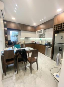 BÁN NHÀ PHÚC ĐỒNG, VINHOMES RIVERSIDE, PHÂN LÔ, GARA Ô TÔ, THANG MÁY, TẶNG NỘI THẤT XỊN