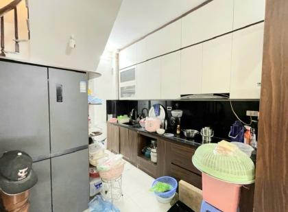 BÁN NHÀ CHU HUY MÂN, 15M RA Ô TÔ TRÁNH, TẶNG FULL NỘI THẤT XỊN SÒ, GẦN PHỐ, GIÁ MỀM