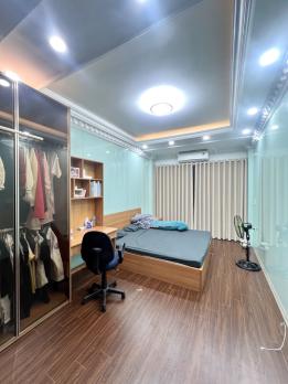 Phân Lô Quân Đội – 1 Nhà ra Phố - Tô Vĩnh Diện, Ô Tô, 2 Thoáng, 43m2, 16.8 Tỷ