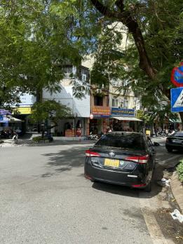 Bán Nhà Mặt Phố Hoa Lư Quận 2 Bà Trưng 48m2-3T MT5m LÔ GÓC 3 THOÁNG 17,3 Tỷ Có Thương Lượng.