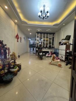 Bán nhà Trường Chinh, 27m ra Phố, 2 Thoáng, 53m2, 5T, MT 4.3m, 14.4 Tỷ - Dân Xây.