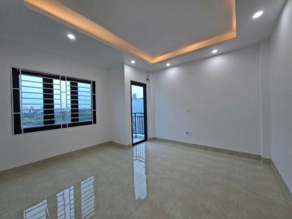 Nhà 40m 5T ô tô tránh, kề trường học, KĐT Hinode, Đấu giá Kim Chung