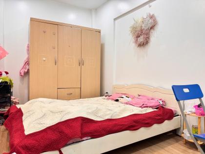 Bán nhà Kim Giang – Hoàng Mai, Gần Phố, 15m Ô Tô, 46m2, MT 6.2m, 8.9 Tỷ.