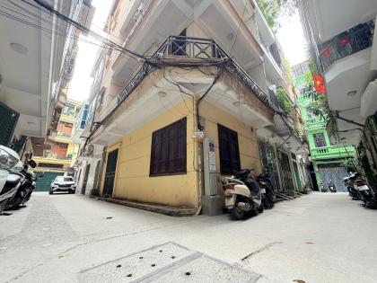 Bán Nhà P/Lô Ô Tô Phố Huỳnh Thúc Kháng Đống Đa 38m2-5T LÔ GÓC 16,5 Tỷ Có THương Lượng.