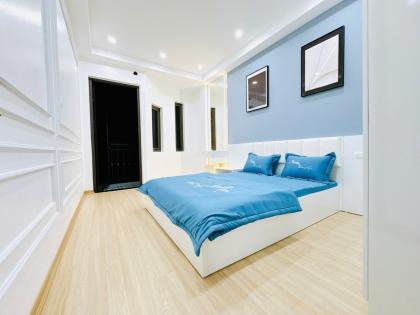 Phân Lô Phùng Khoang Thanh Xuân, 5m ra 2 Ô Tô tránh, 2 Thoáng, 37/42m2, 8.98 Tỷ.